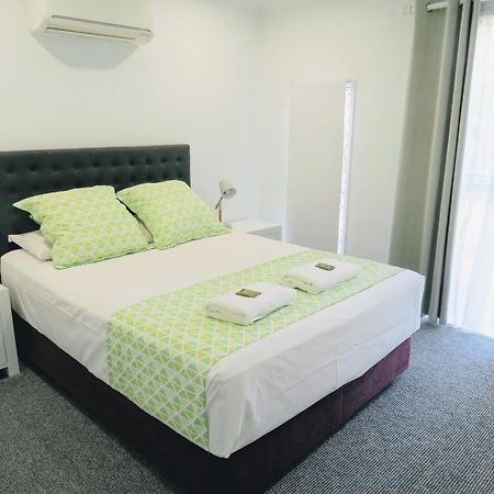 The Shores Holiday Apartments Mackay Δωμάτιο φωτογραφία