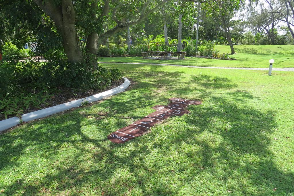 The Shores Holiday Apartments Mackay Εξωτερικό φωτογραφία